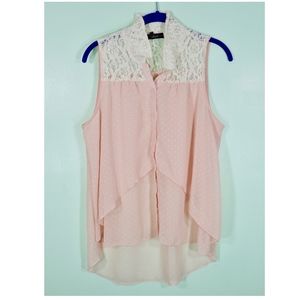 Pink flowing high low top with cream lace